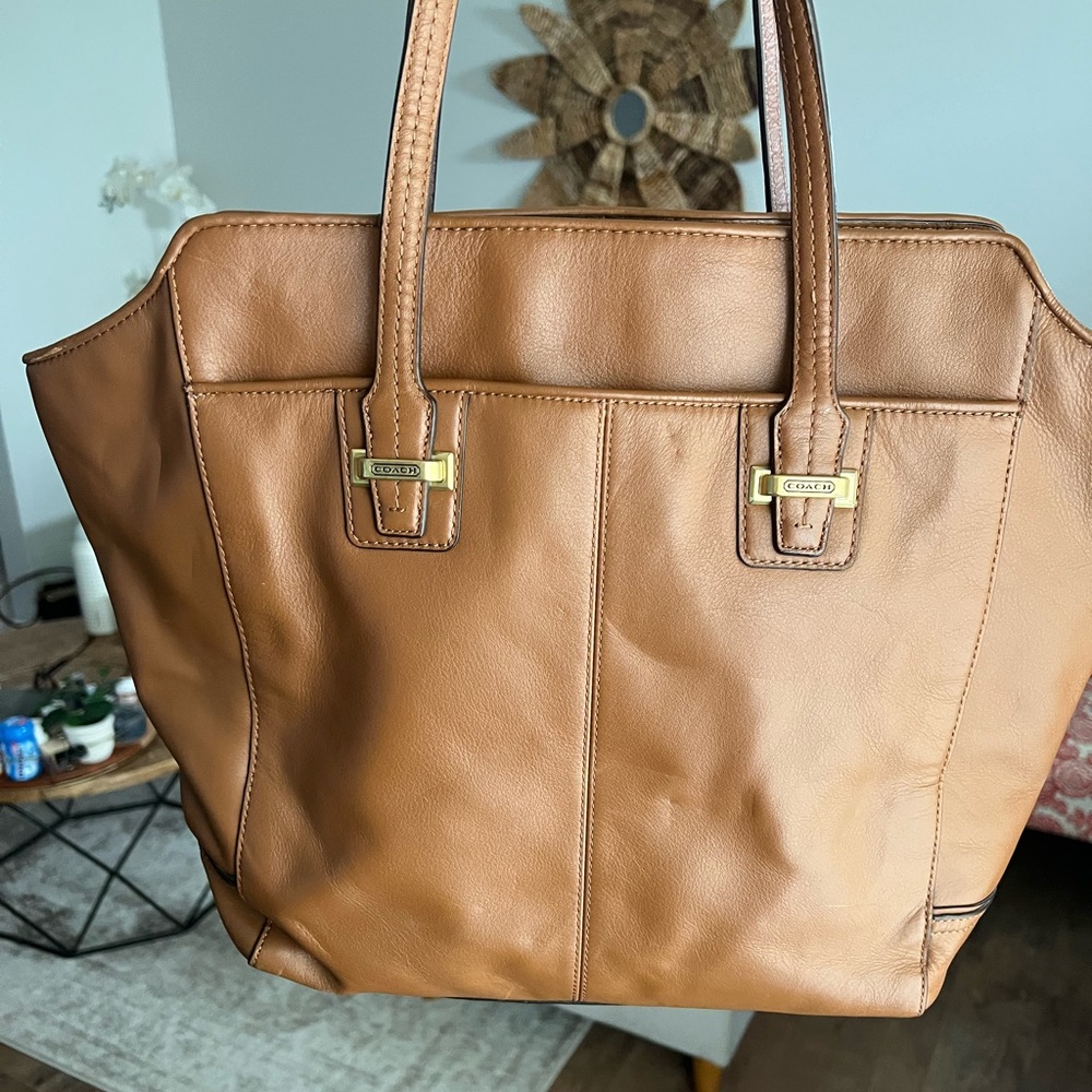 Vintage Coach Shoulder Bag